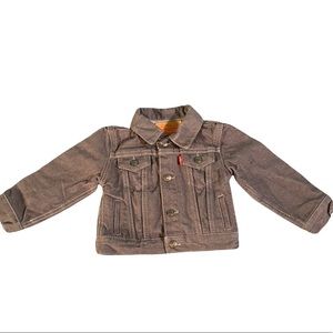 -Kids Levi’s denim jacket. Size 18M. Excellent preowned condition.